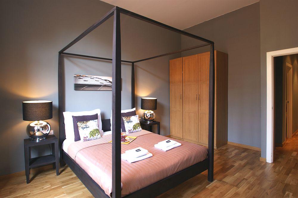 Paseo de Gracia Apartments