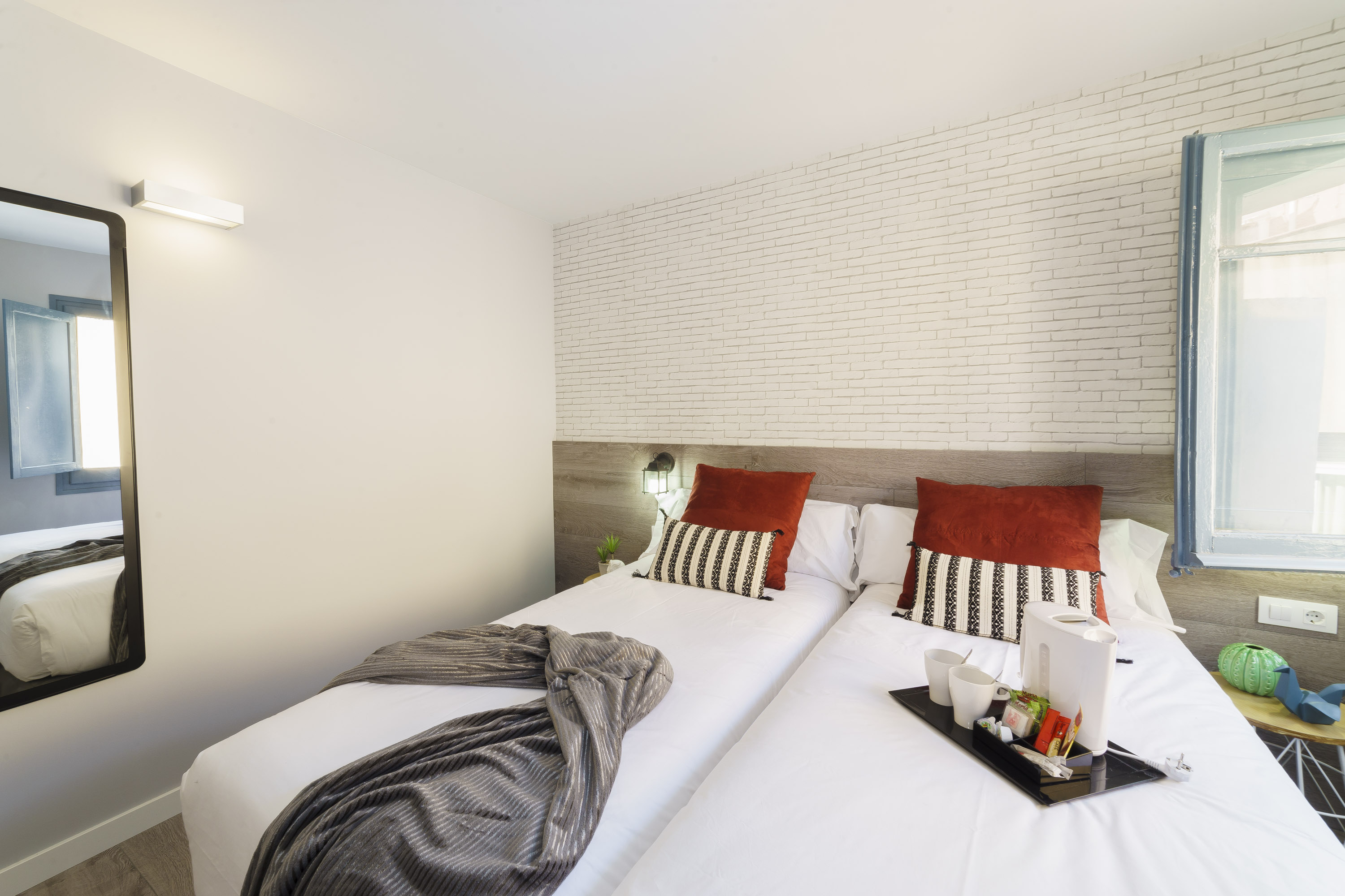Pillow One Barcelona
