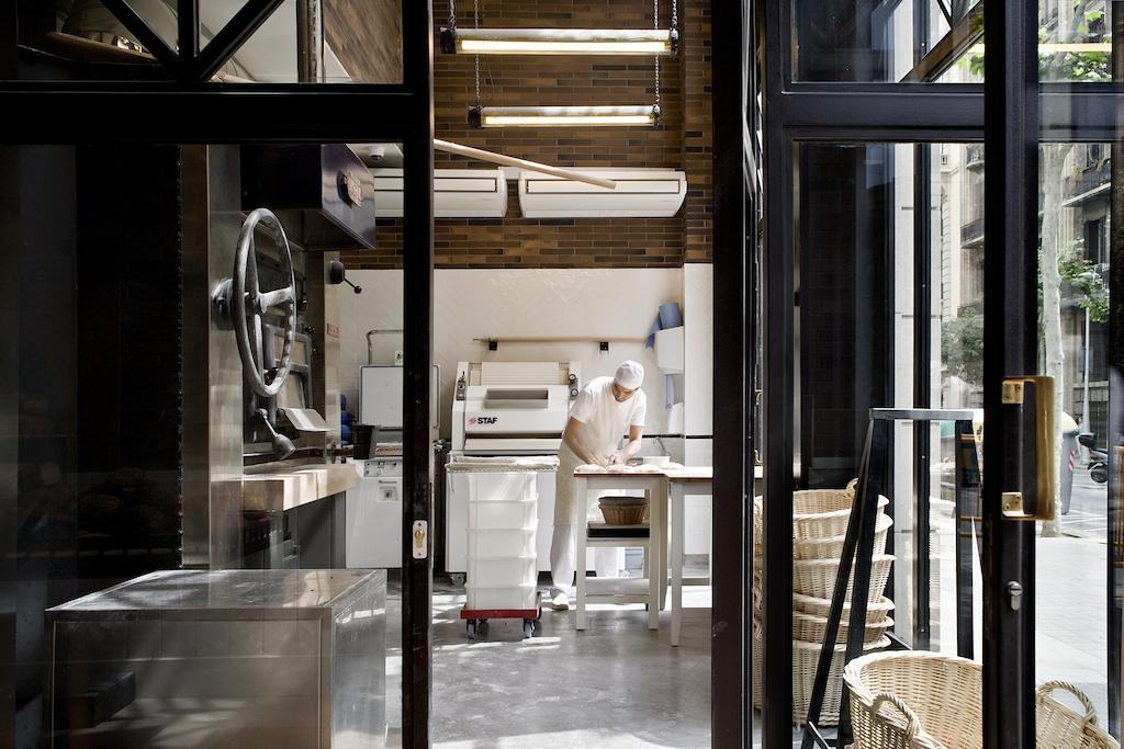 Praktik Bakery