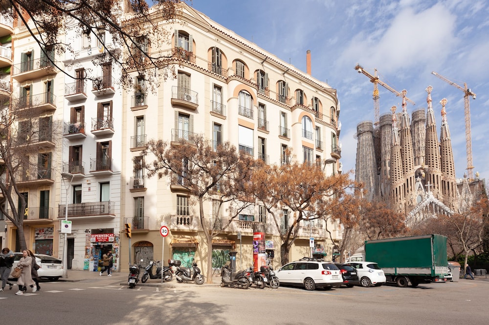 Sagrada Familia Apartments
