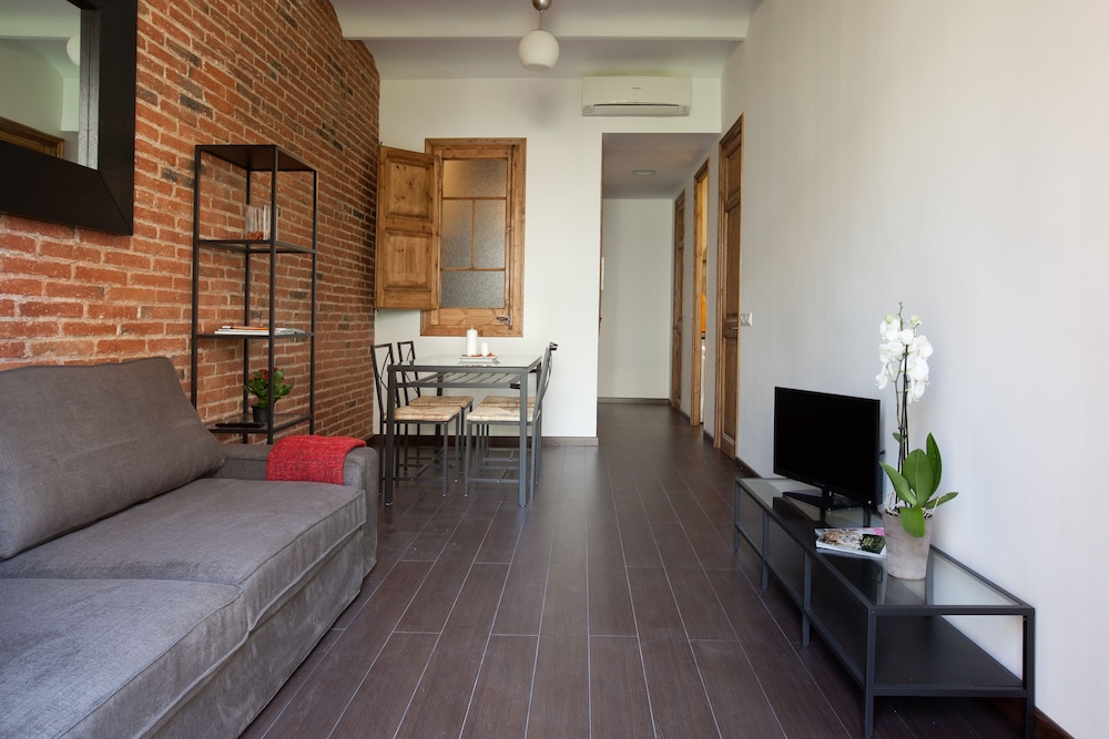 Sagrada Familia Apartments