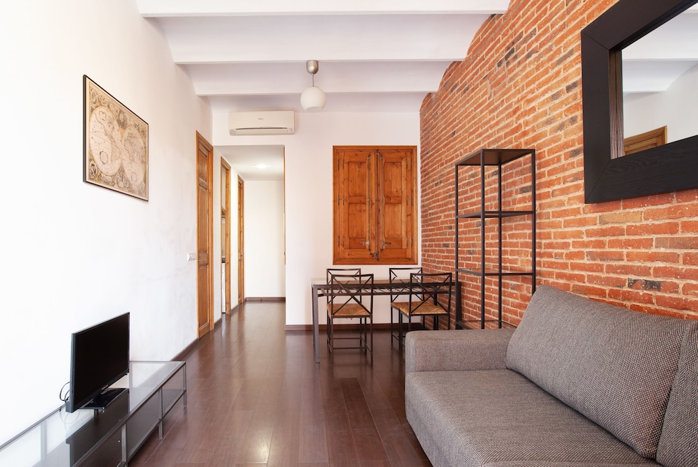 Sagrada Familia Apartments