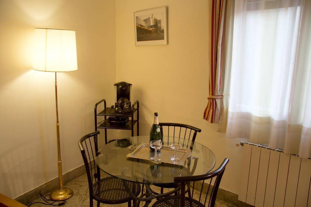 Sant Pau Apartments