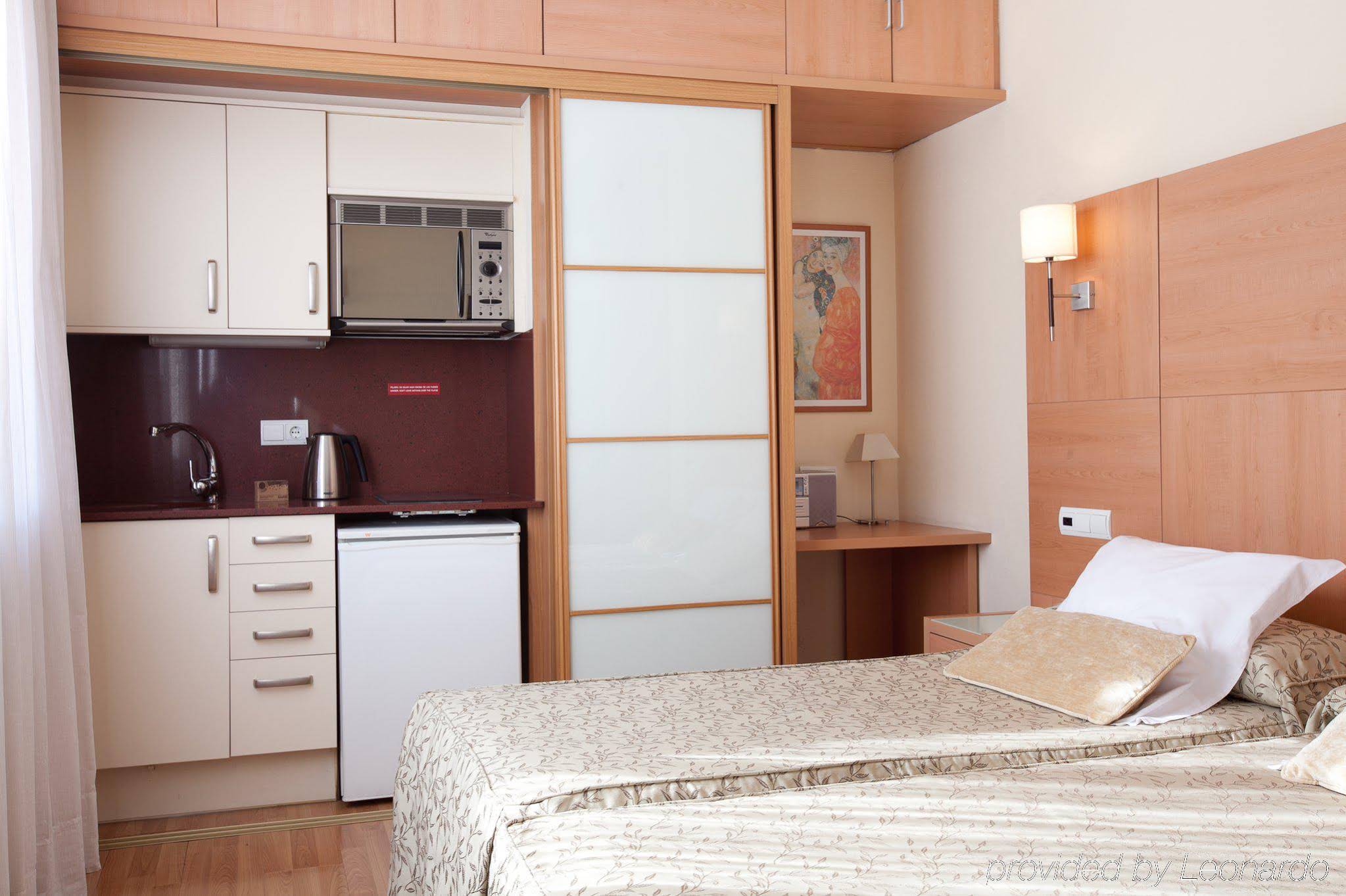 Silver Aparthotel
