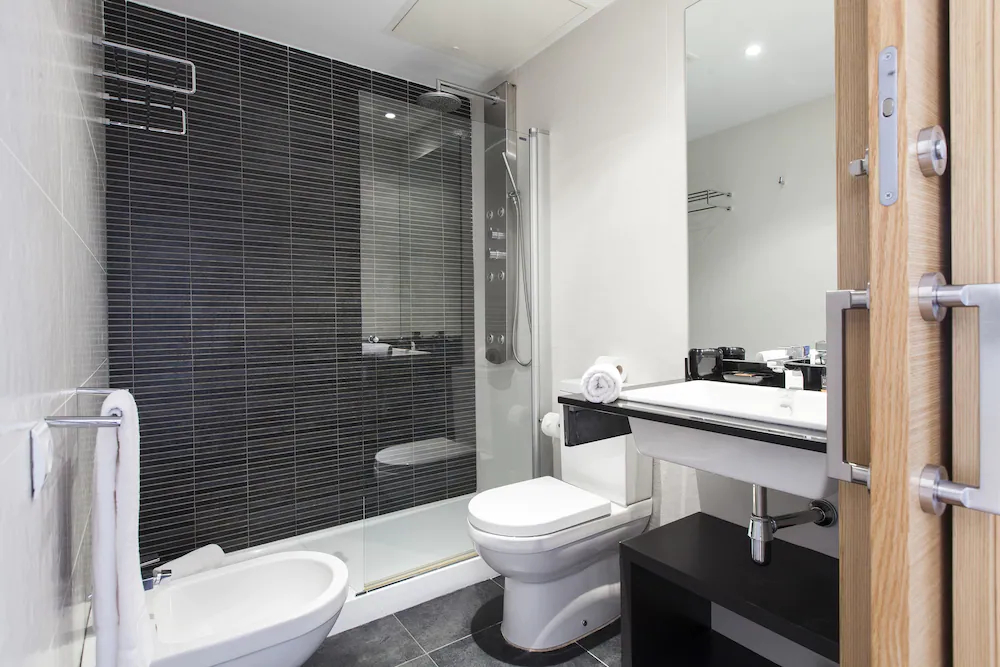 SLEEP Universitat by STAY