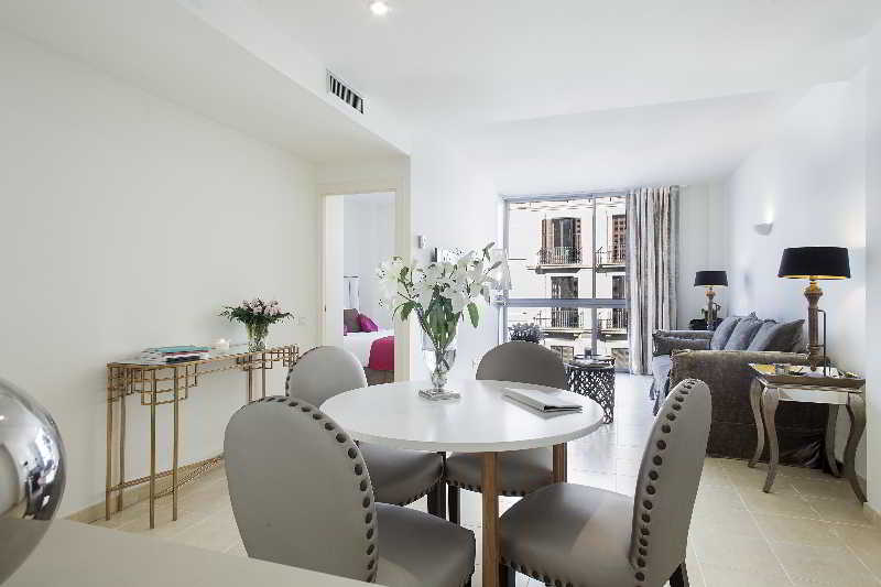 Splendom Suites Pau Clarís