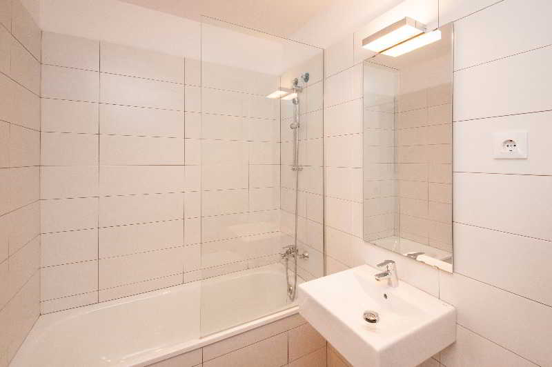 SSA Gracia Apartments