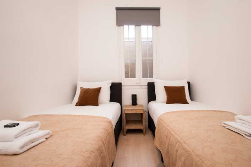 SSA Gracia Apartments