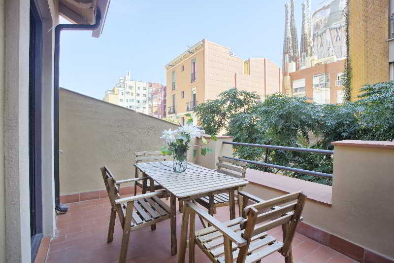Ssa Sagrada Familia Apartments