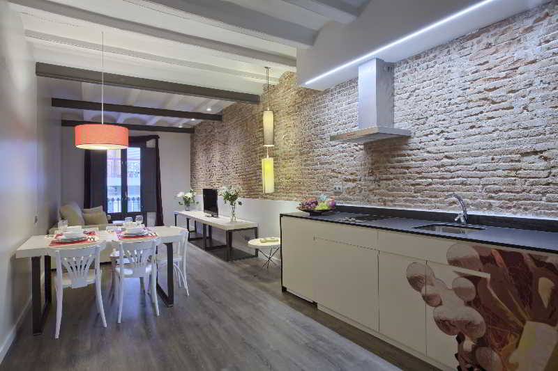 Ssa Sagrada Familia Apartments