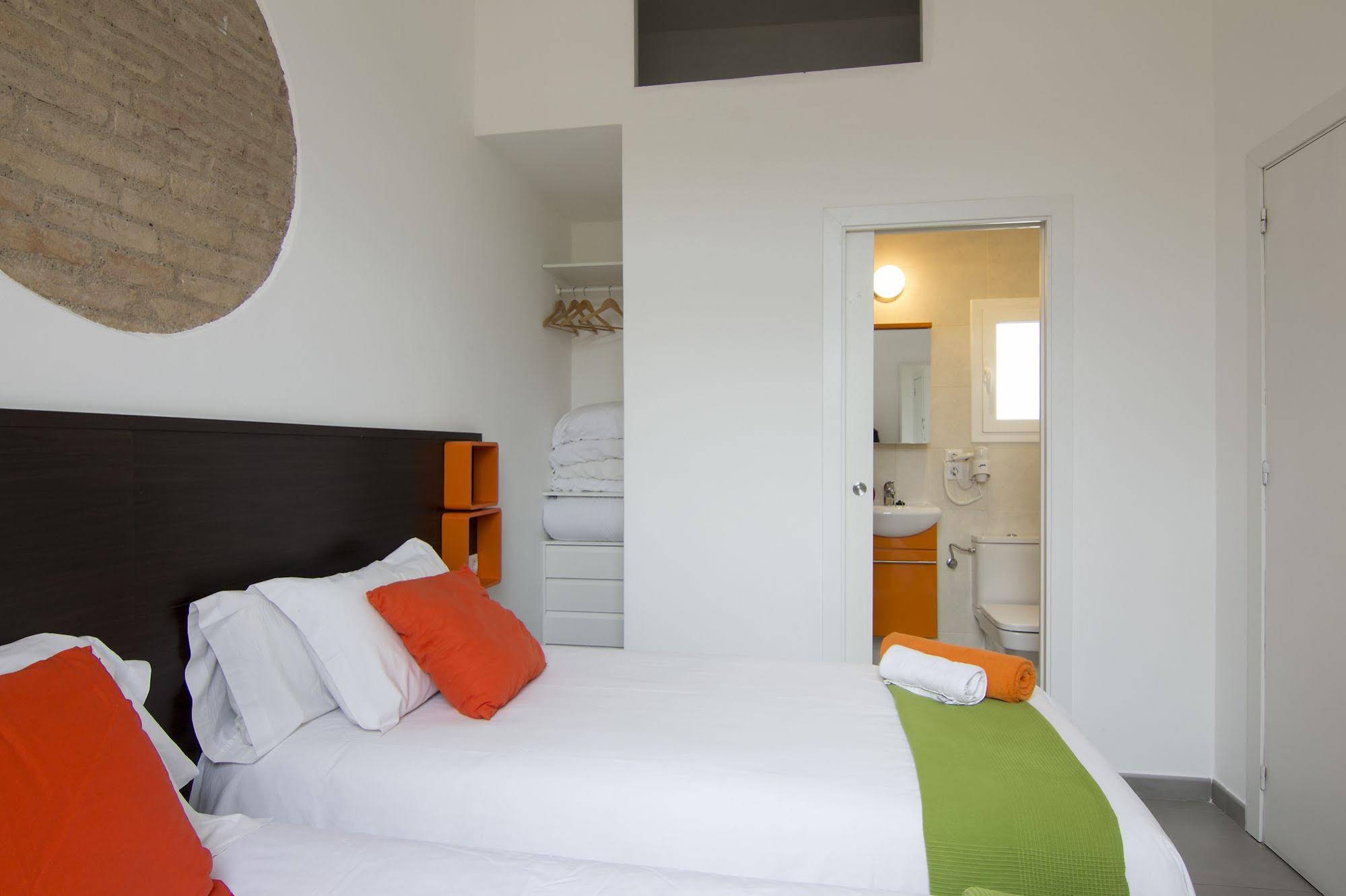 Stay Together Barcelona Apartments