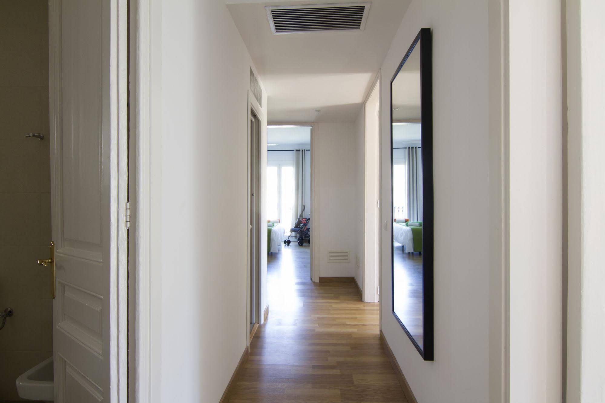 Stay Together Barcelona Apartments