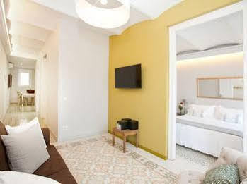 Two Sisters Apartments