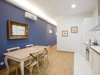 Two Sisters Apartments