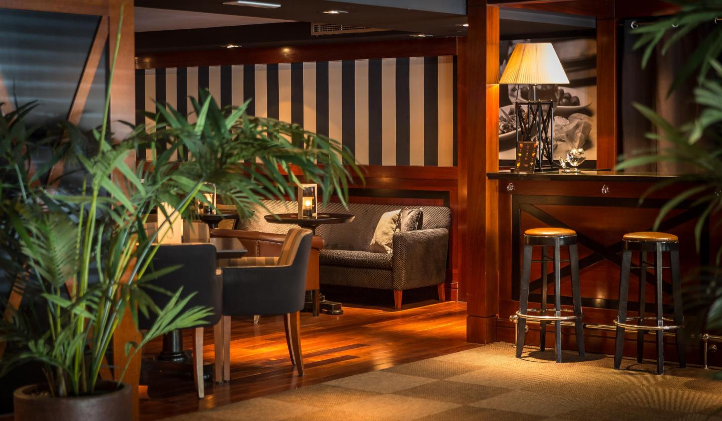 U232 Hotel