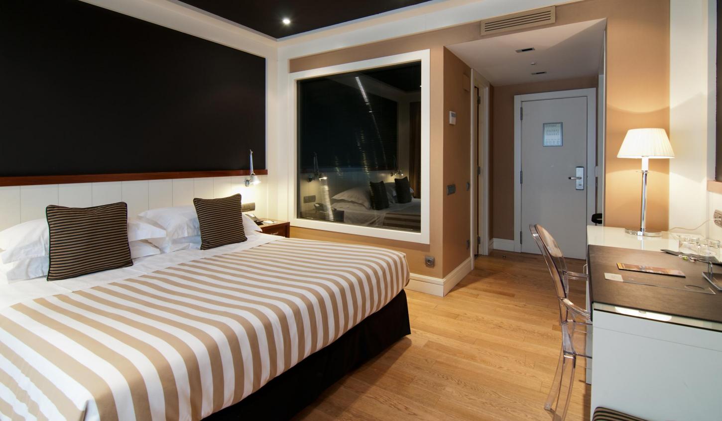 U232 Hotel