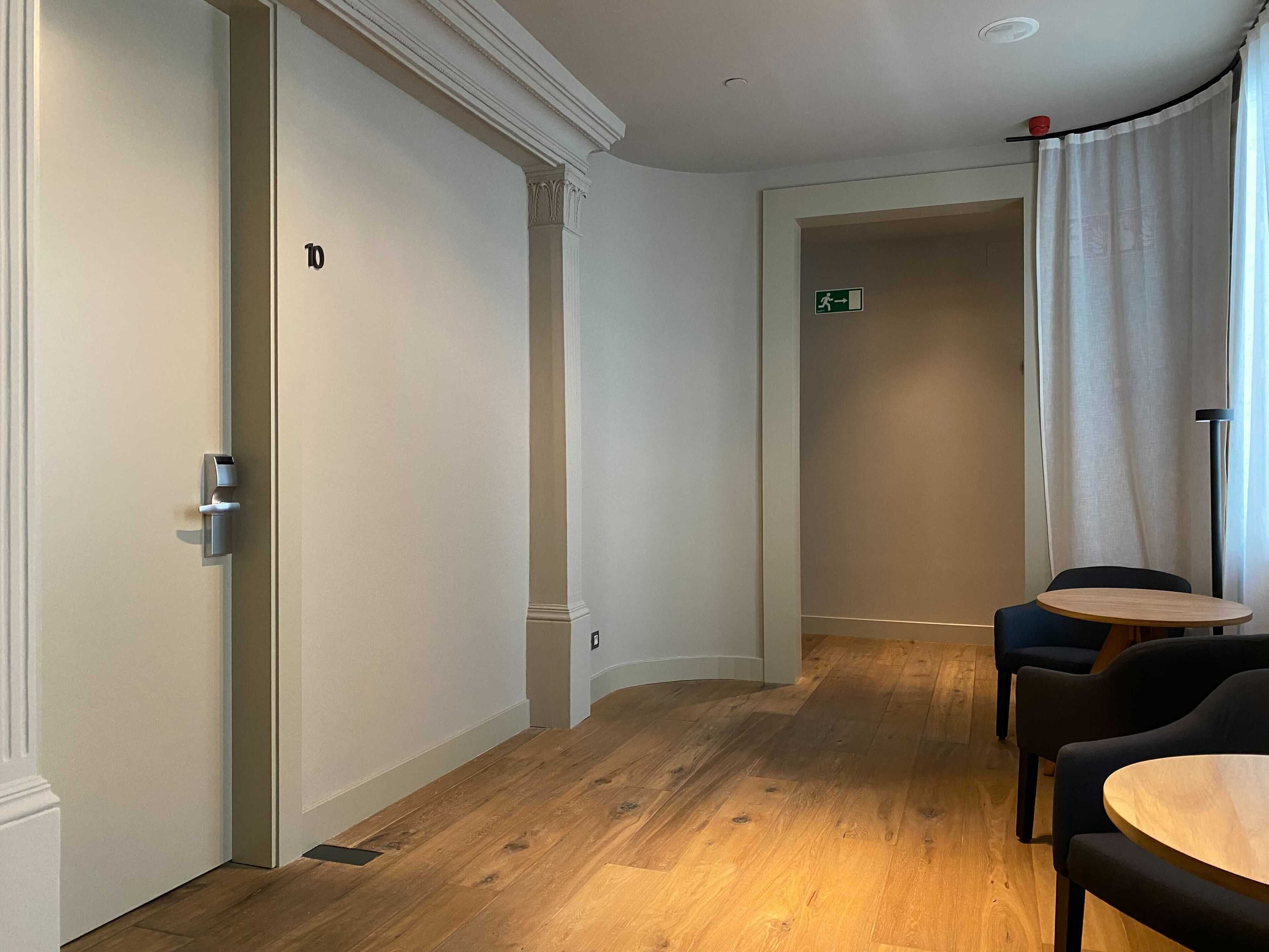 UMA Suites Barcelona Pau Claris Guesthouse