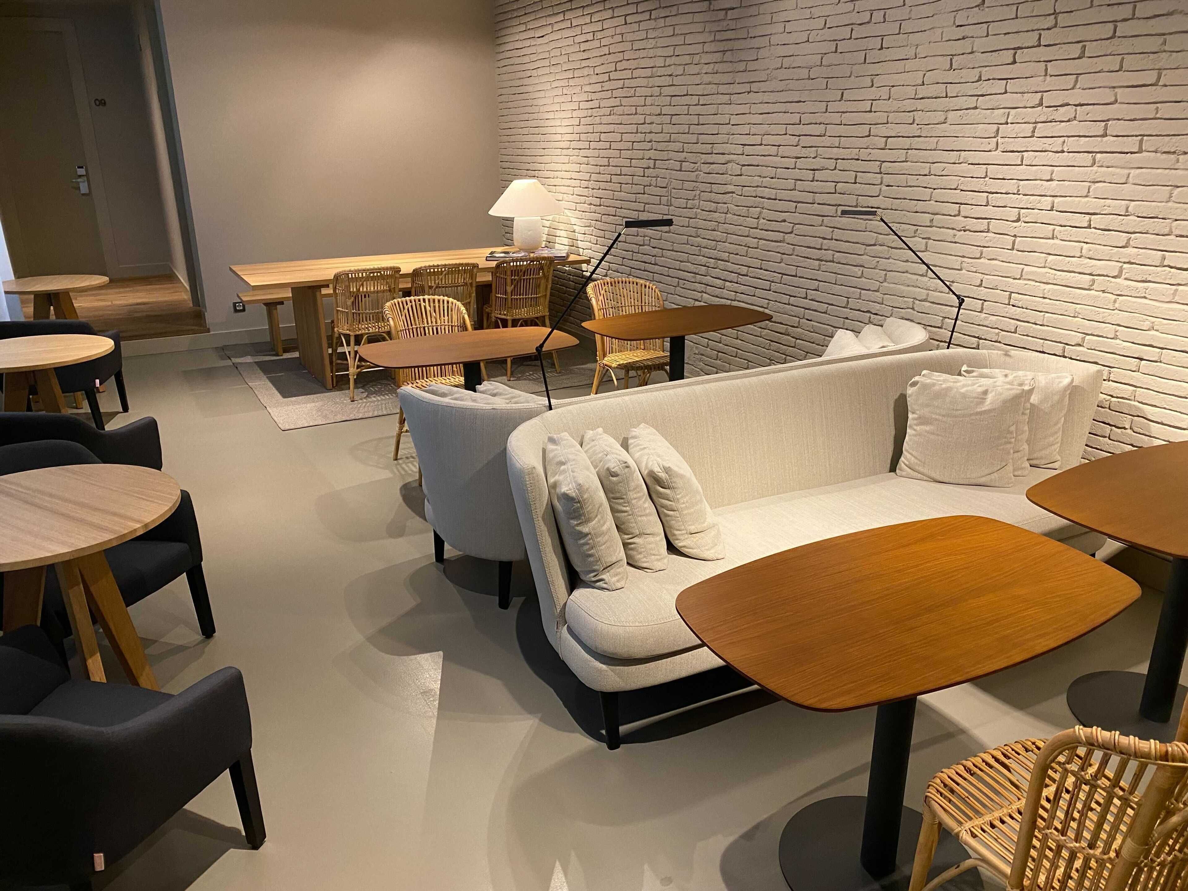UMA Suites Barcelona Pau Claris Guesthouse