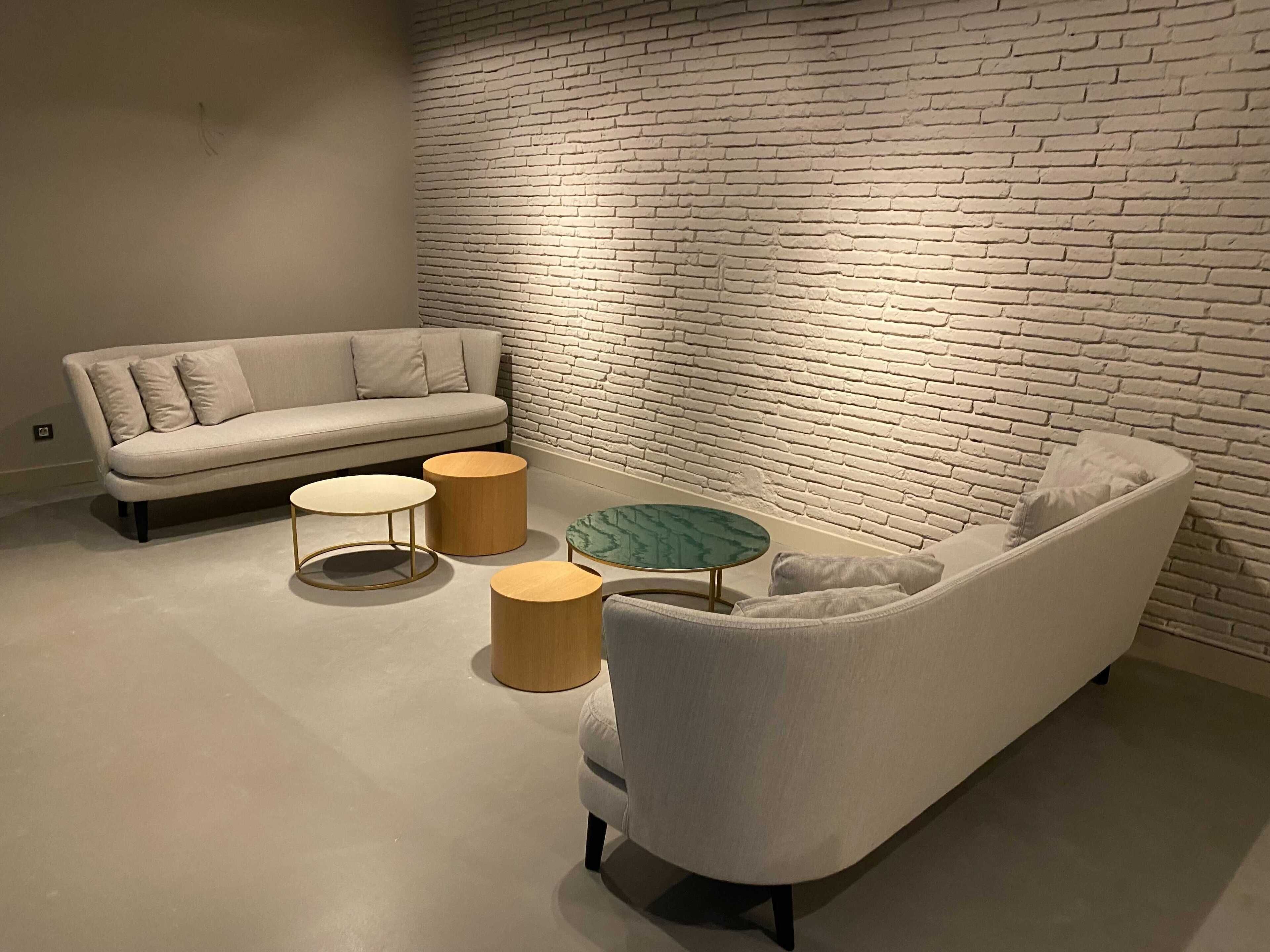 UMA Suites Barcelona Pau Claris Guesthouse