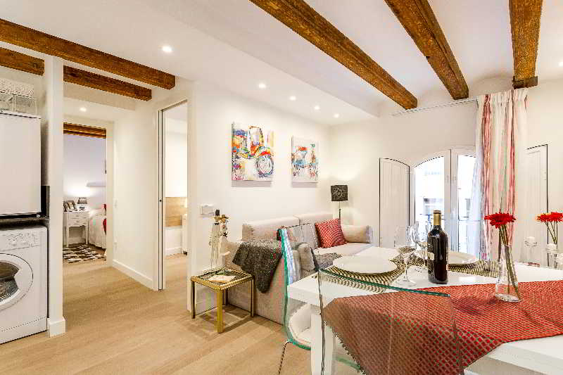 Urban District Vintage Suites