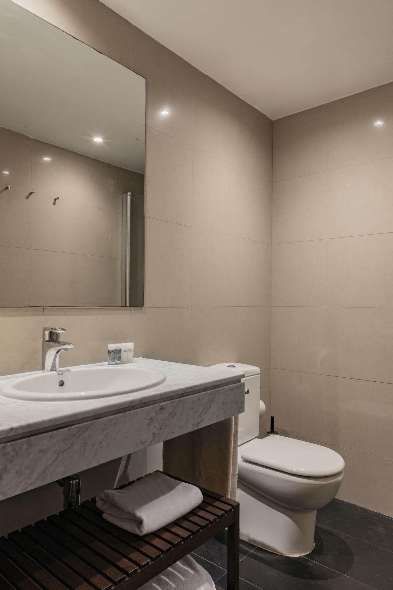 Villarroel Apartments