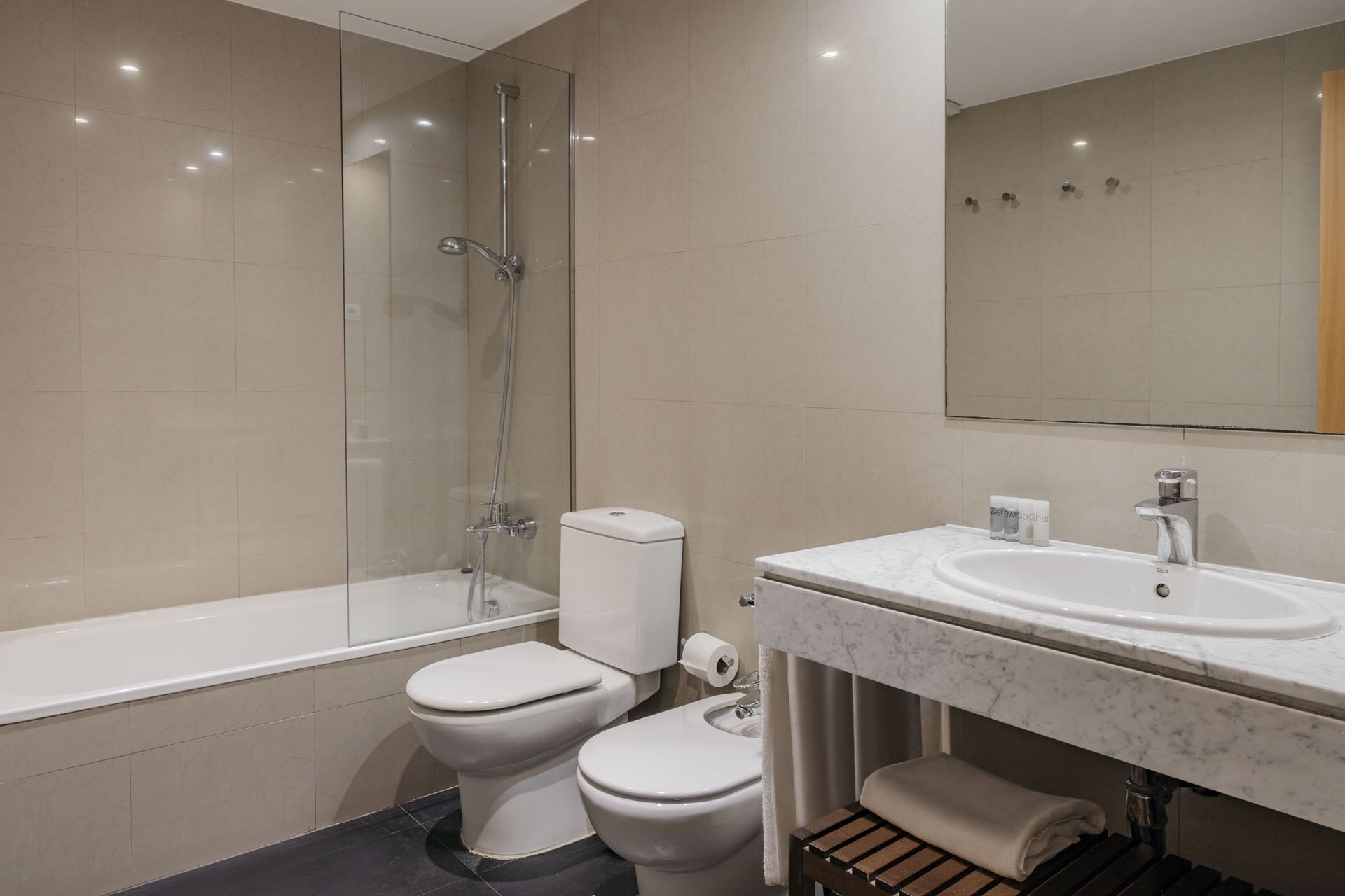 Villarroel Apartments