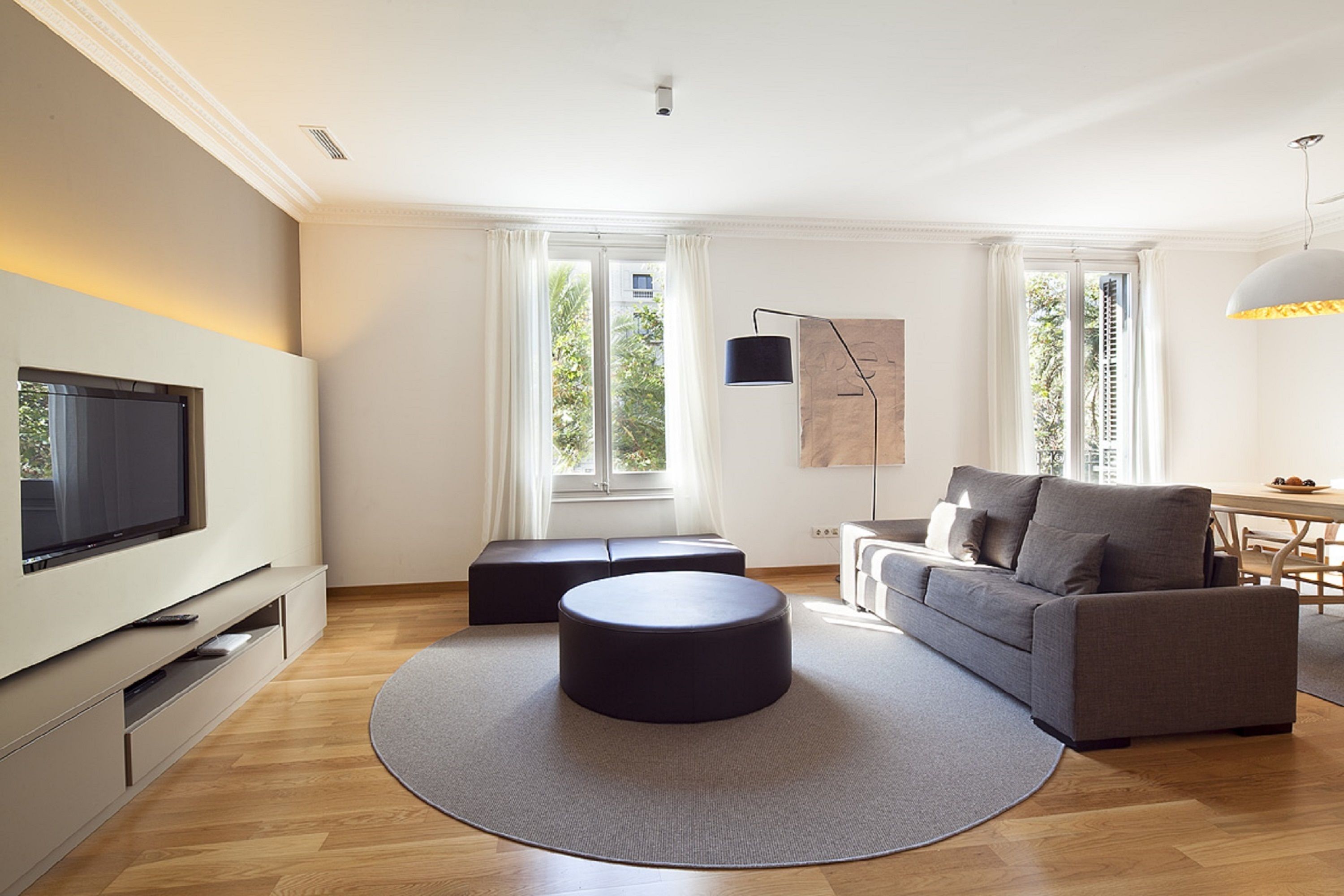 You Stylish Business Apartments