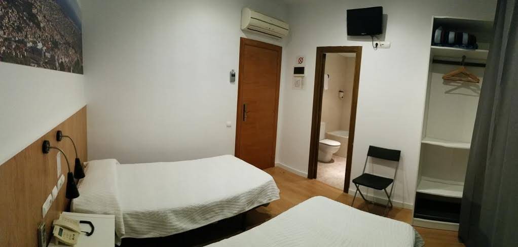 Hostal Restaurante Cornella