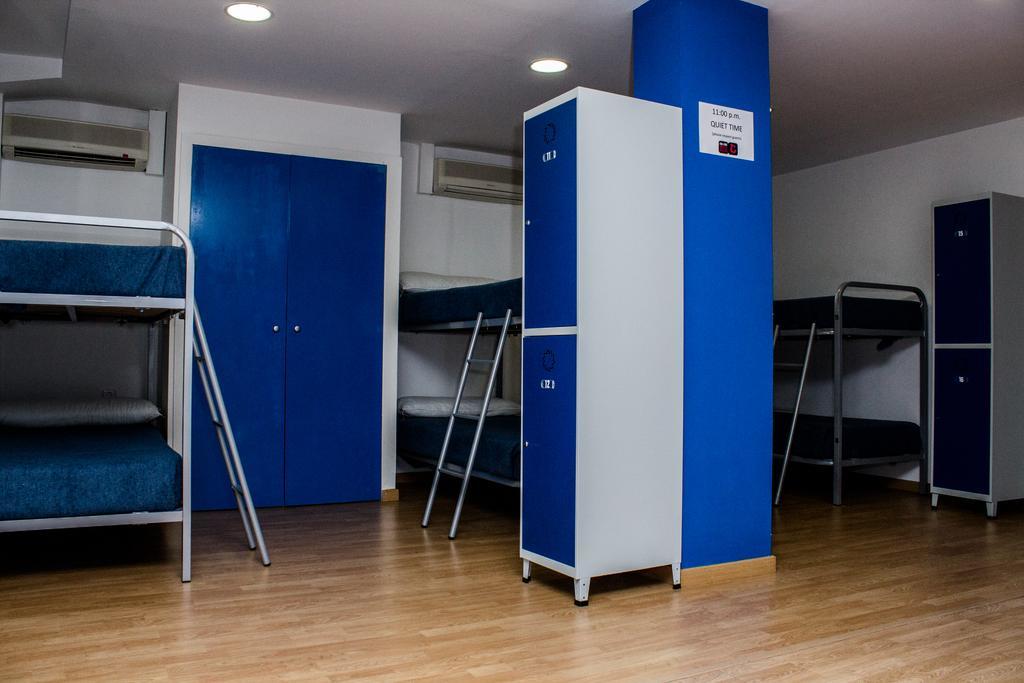 Cool And Chic Hostel