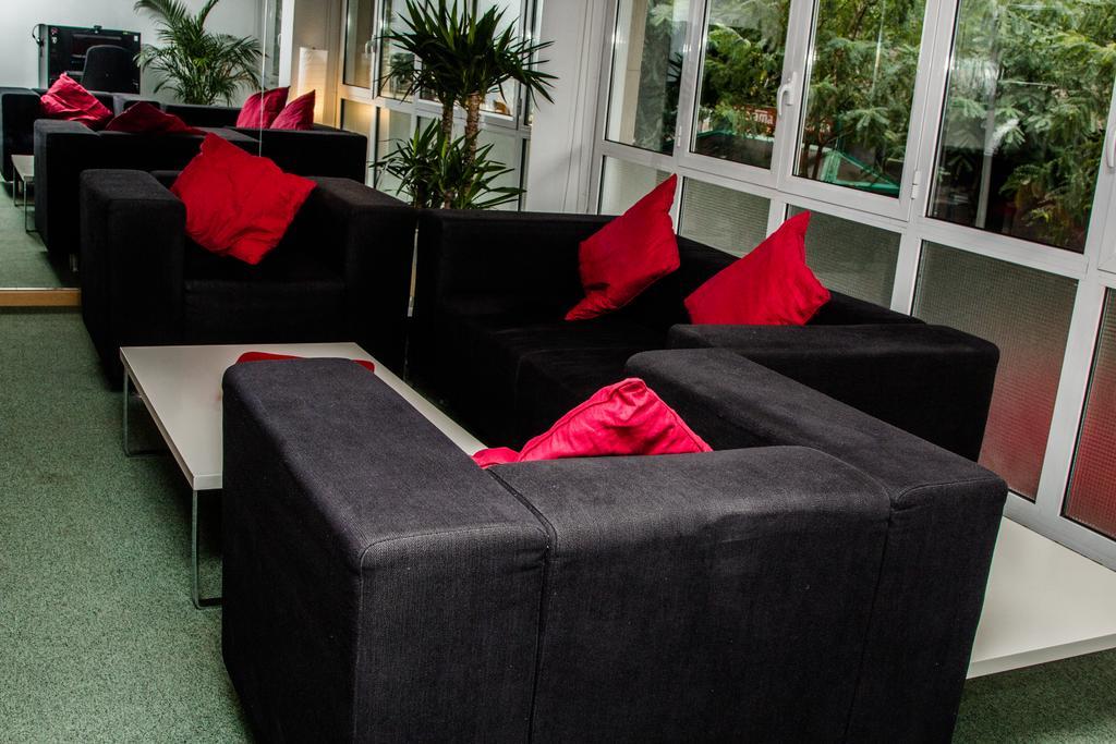Cool And Chic Hostel