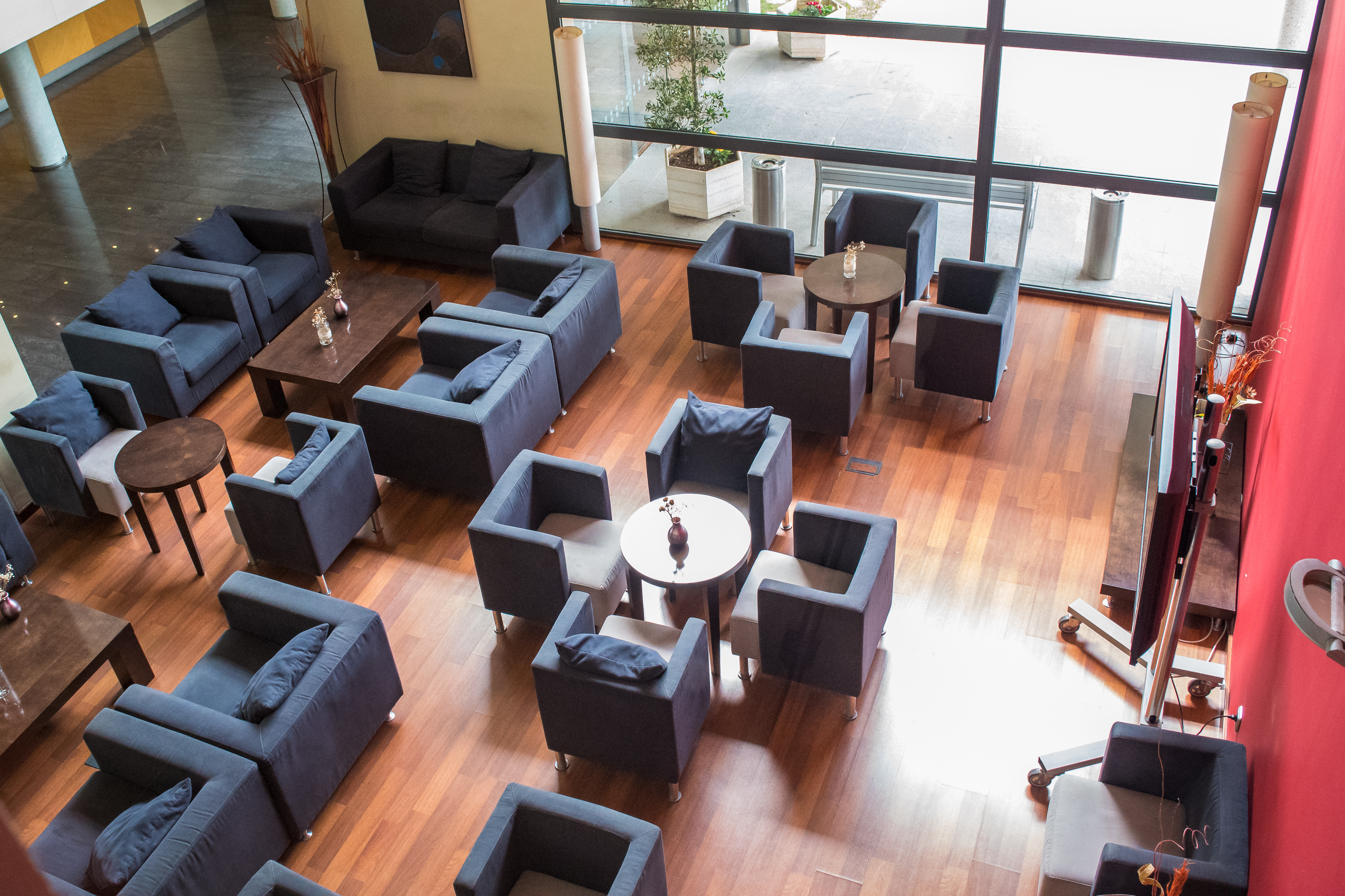 Les Torres Hotel & Hostal