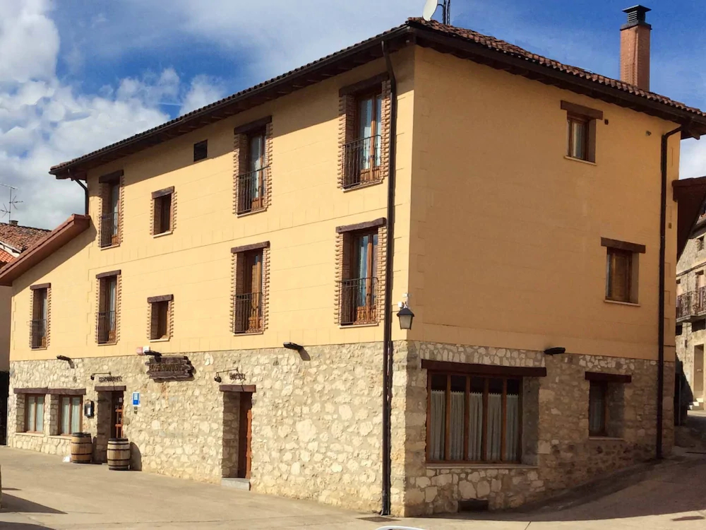 Hotel Rural Los Roturos