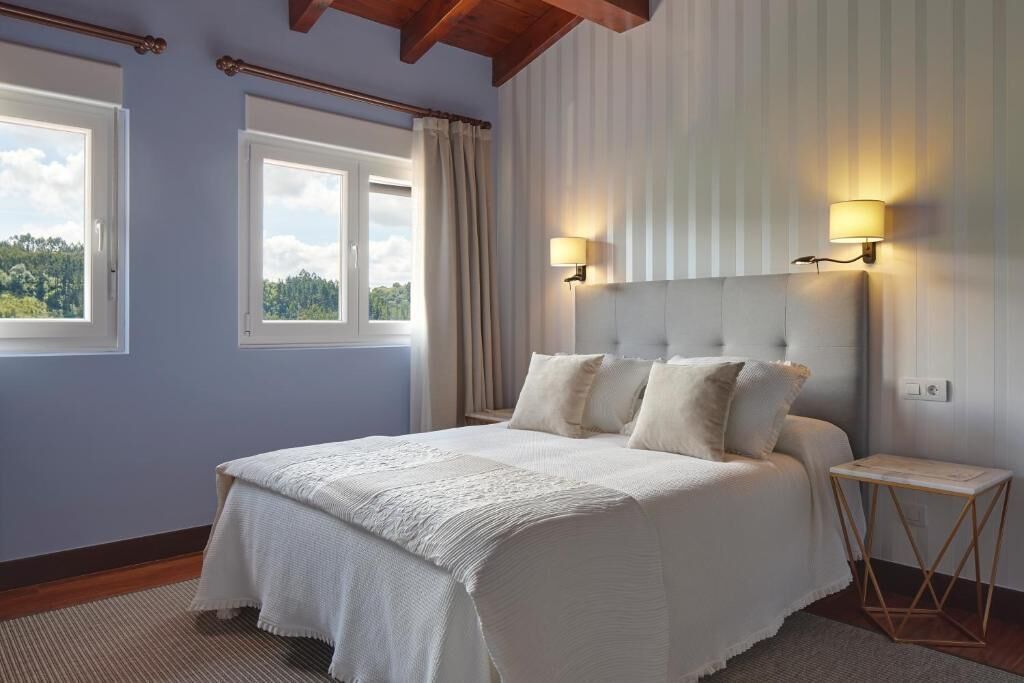 Hotel Txoriene