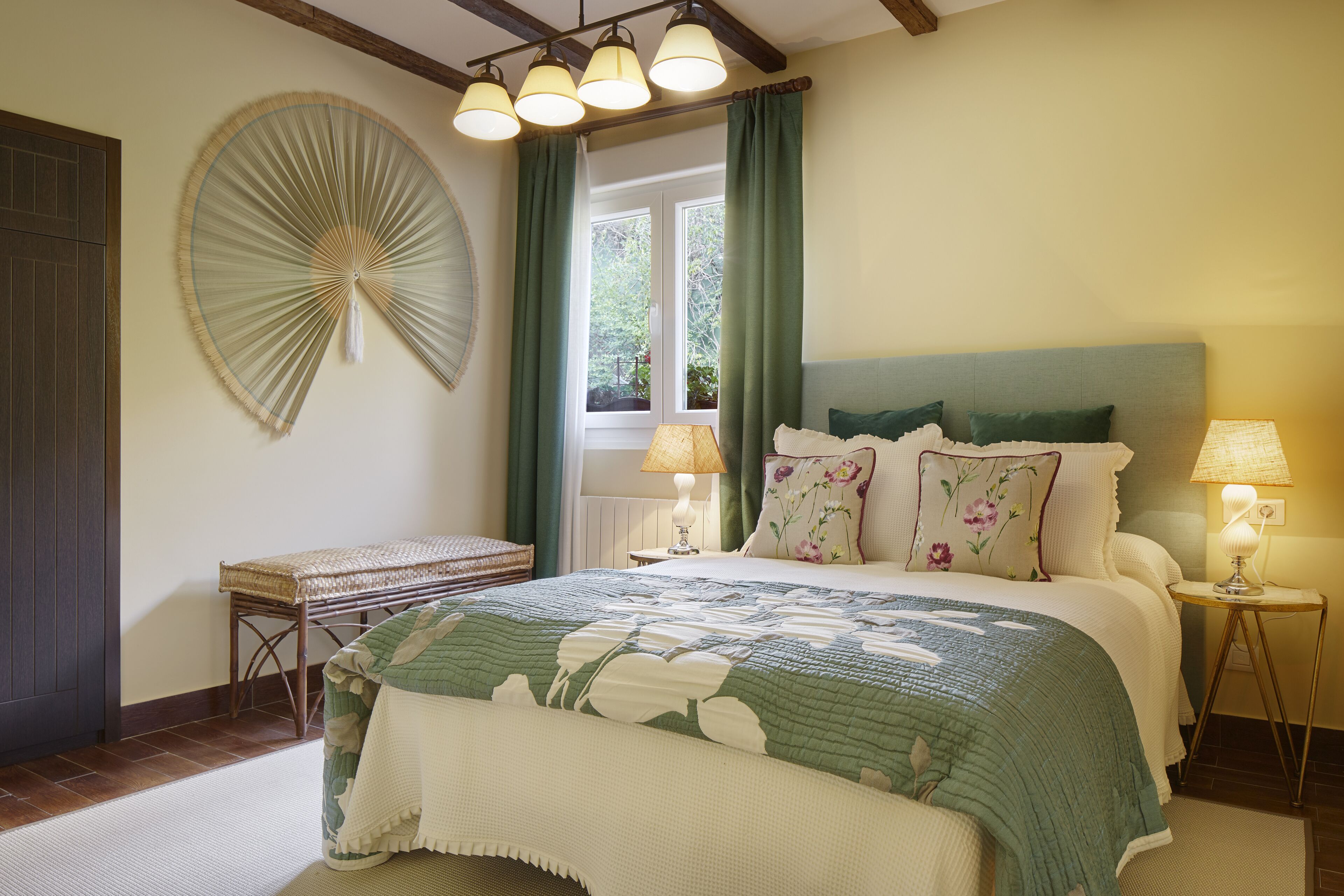 Hotel Txoriene
