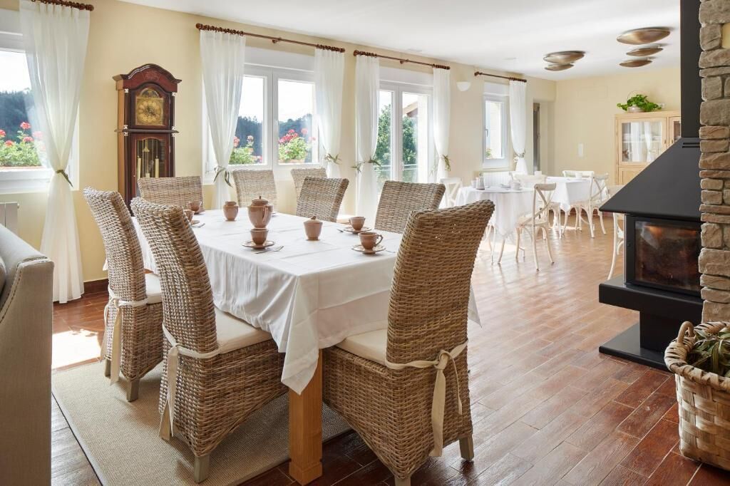 Hotel Txoriene