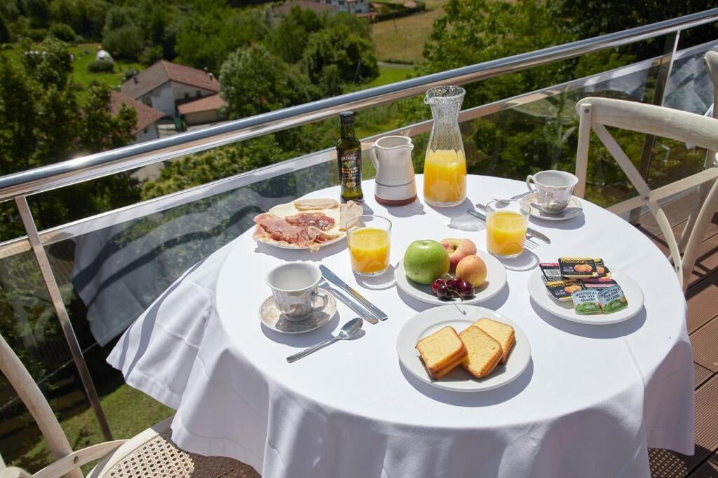 Hotel Txoriene