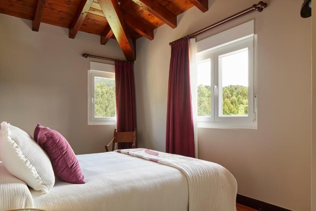 Hotel Txoriene