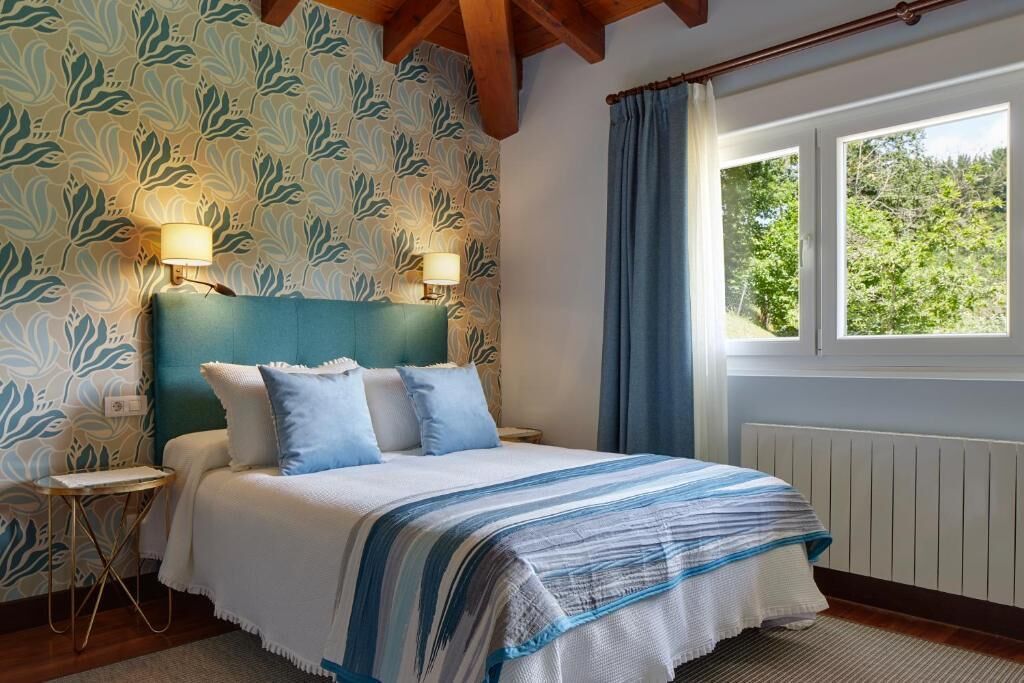 Hotel Txoriene