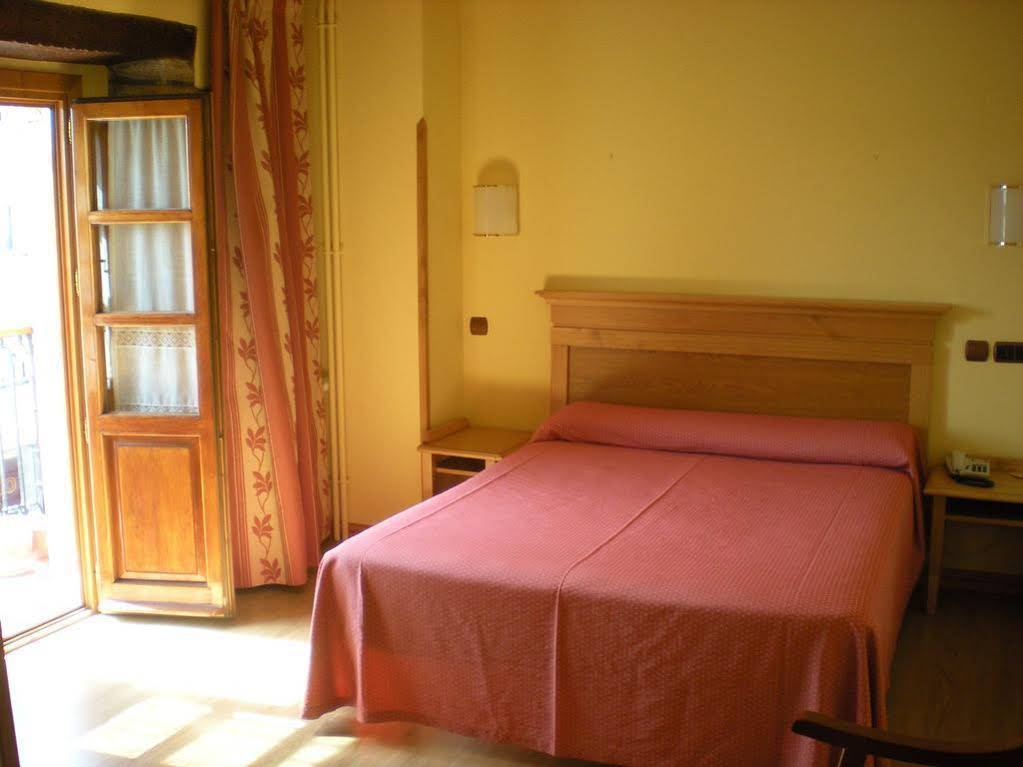 Hotel San Roque