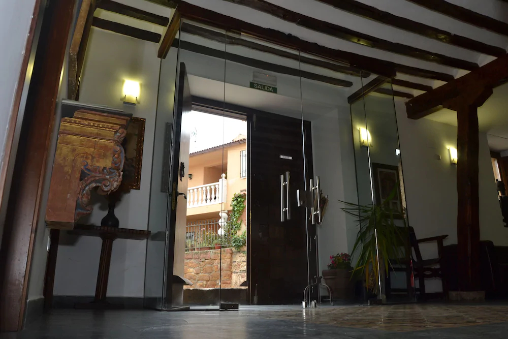 Antiguo Palacio De Atienza