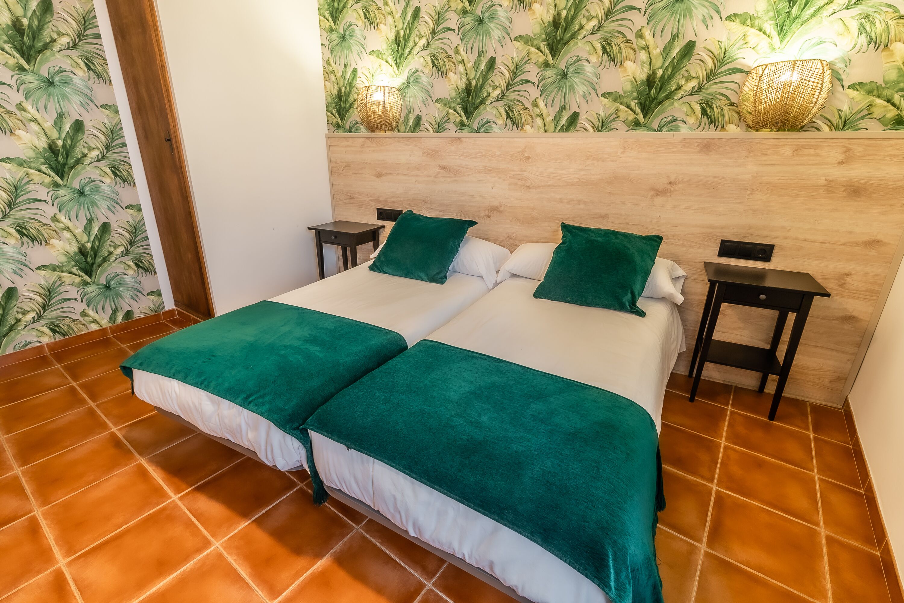 Hostal Restaurante El Bomba