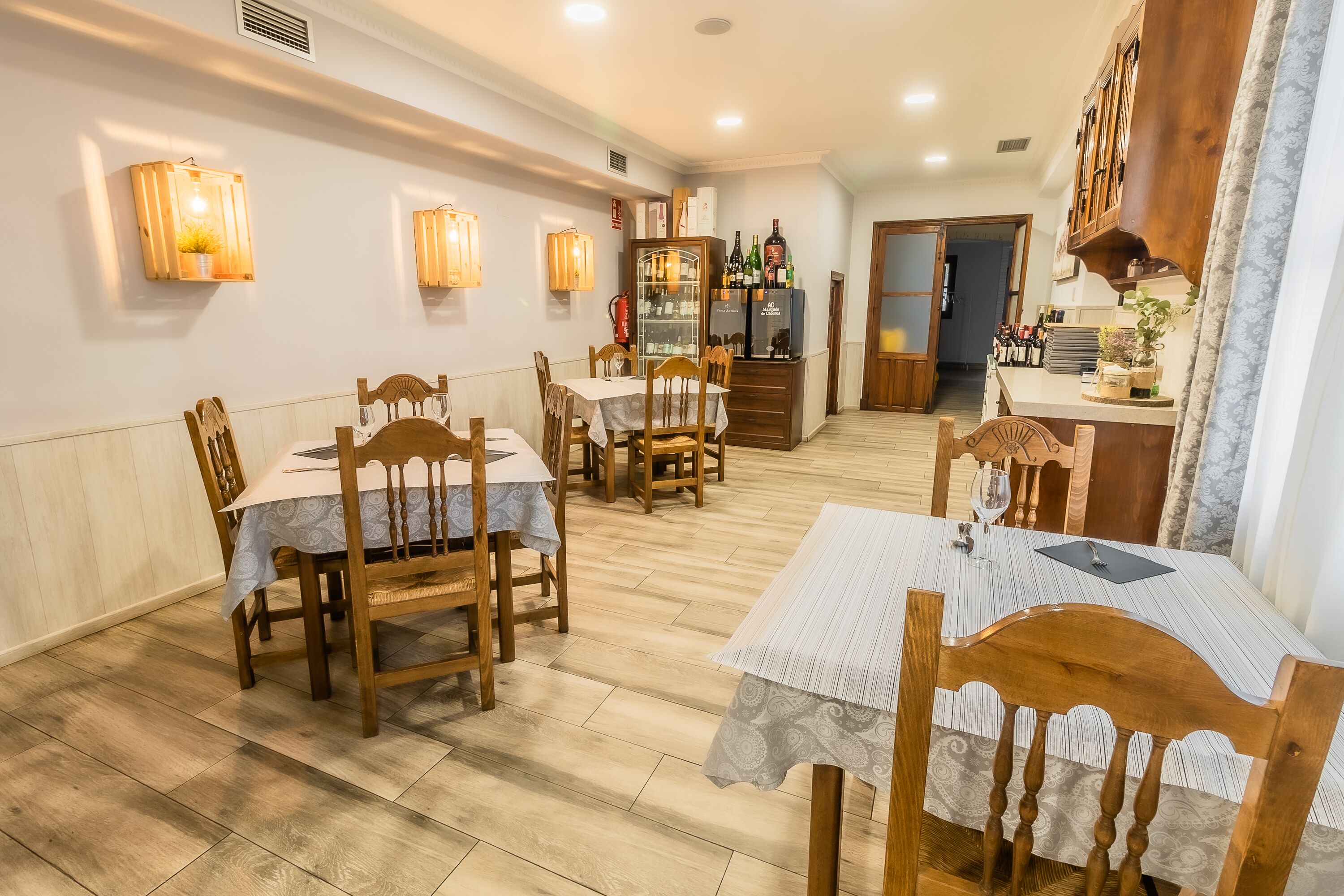 Hostal Restaurante El Bomba