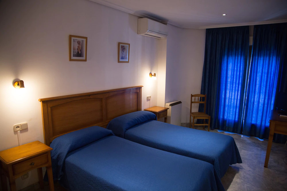 Hostal Restaurante ACUARIO