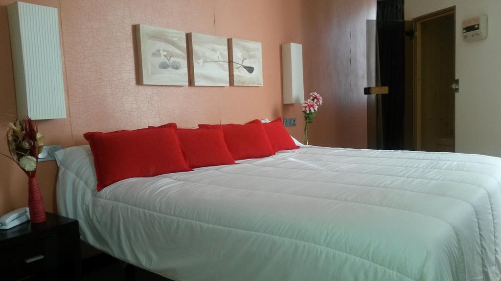 Hotel Puerta de Ocaña