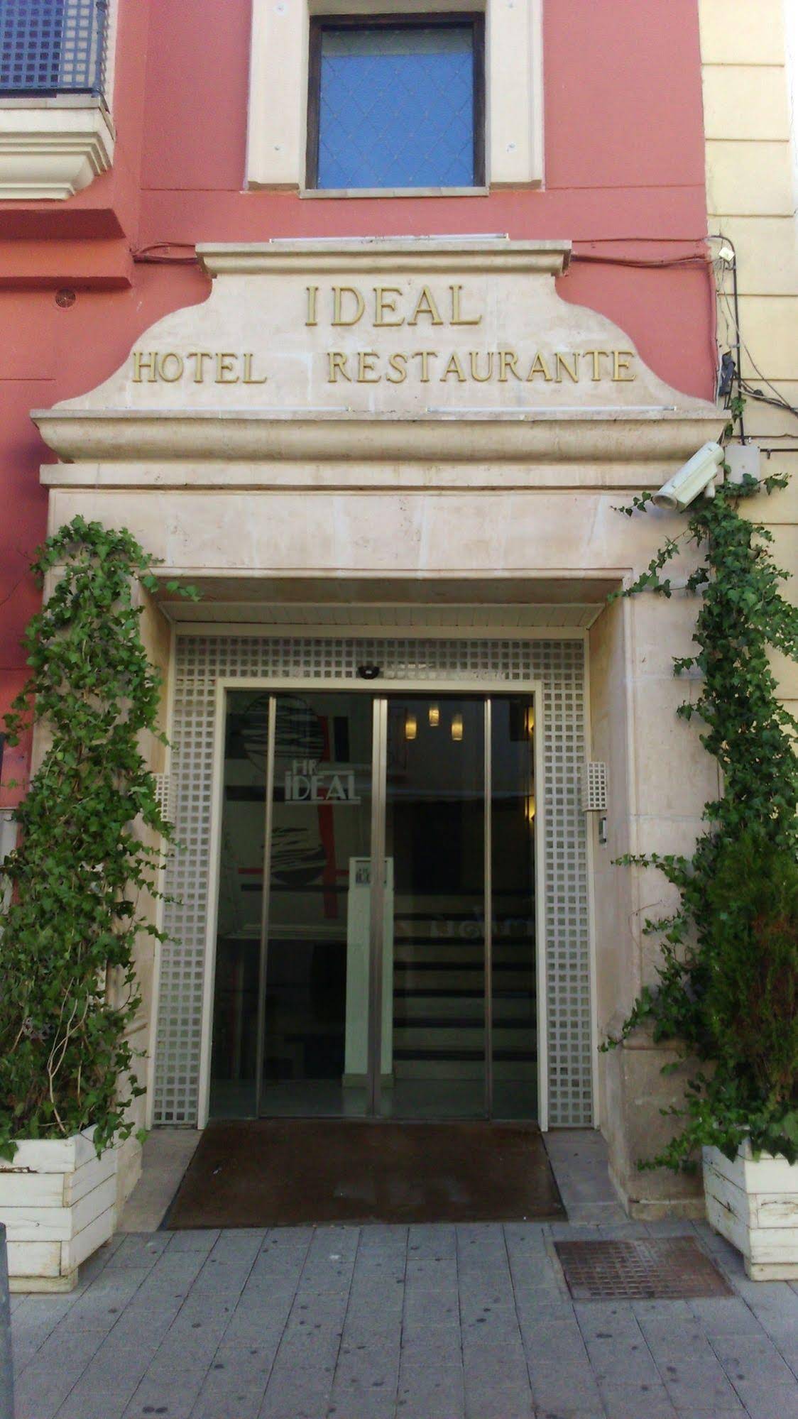 Hostal Ideal