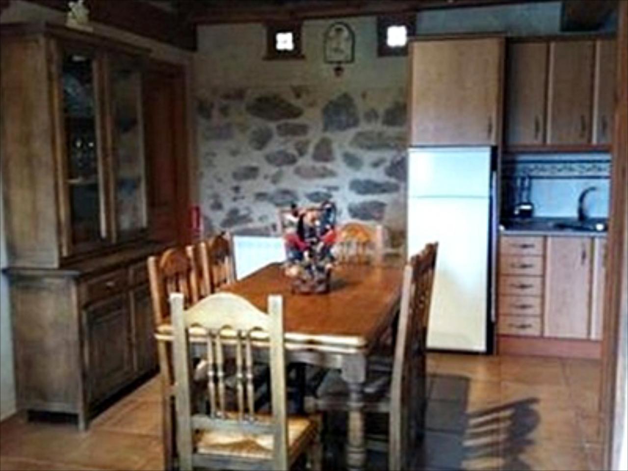 Hostal Y Casa Rural La Colmena