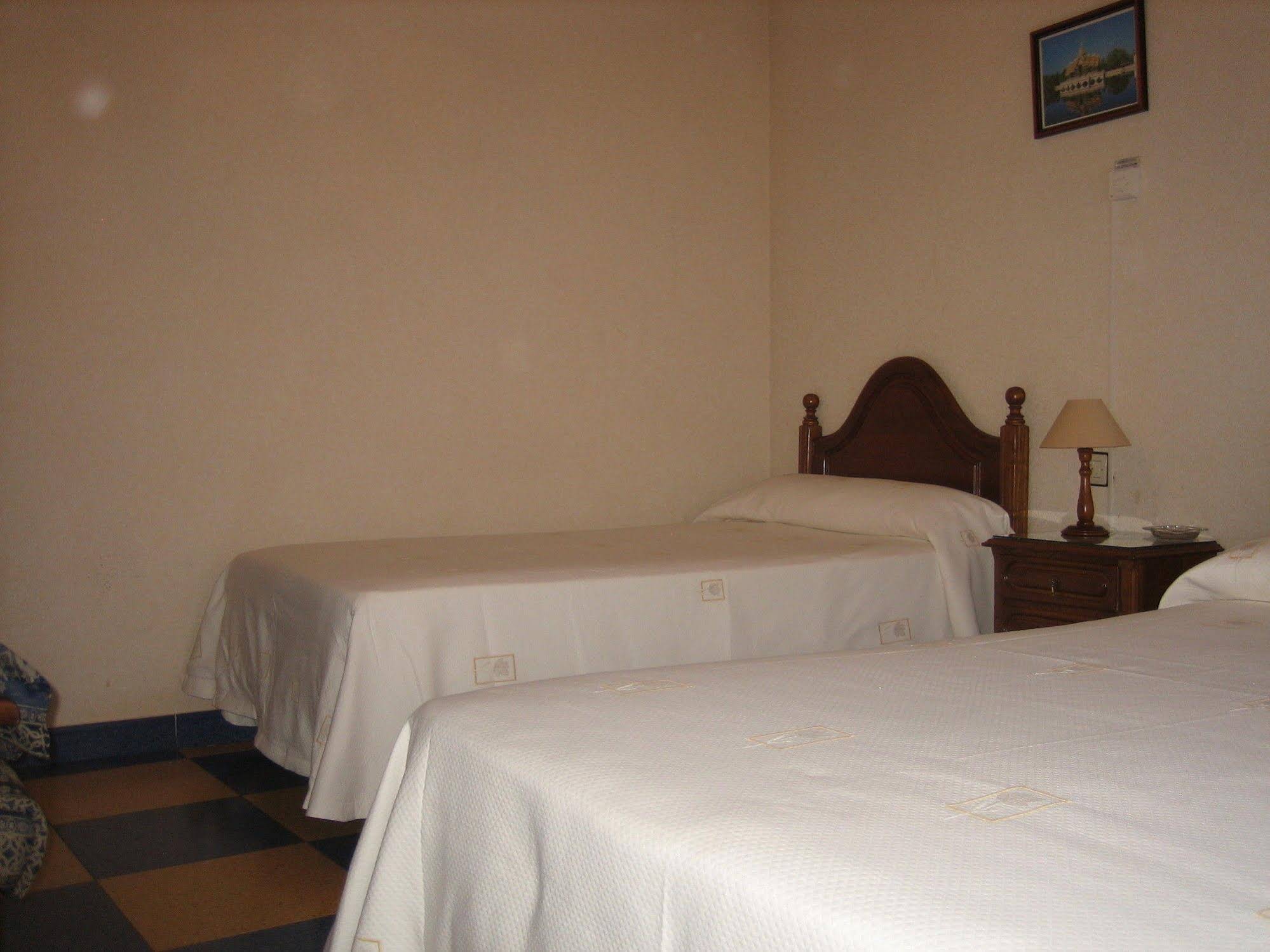 Hostal Restaurante La Trucha