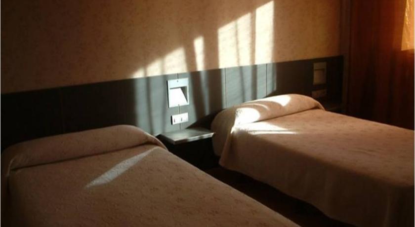 Hotel Area Serrano