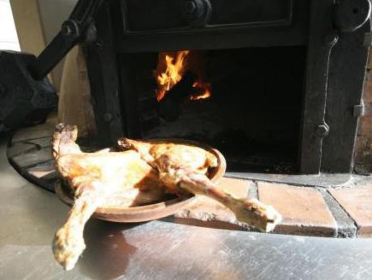 Asador H.M. Versus