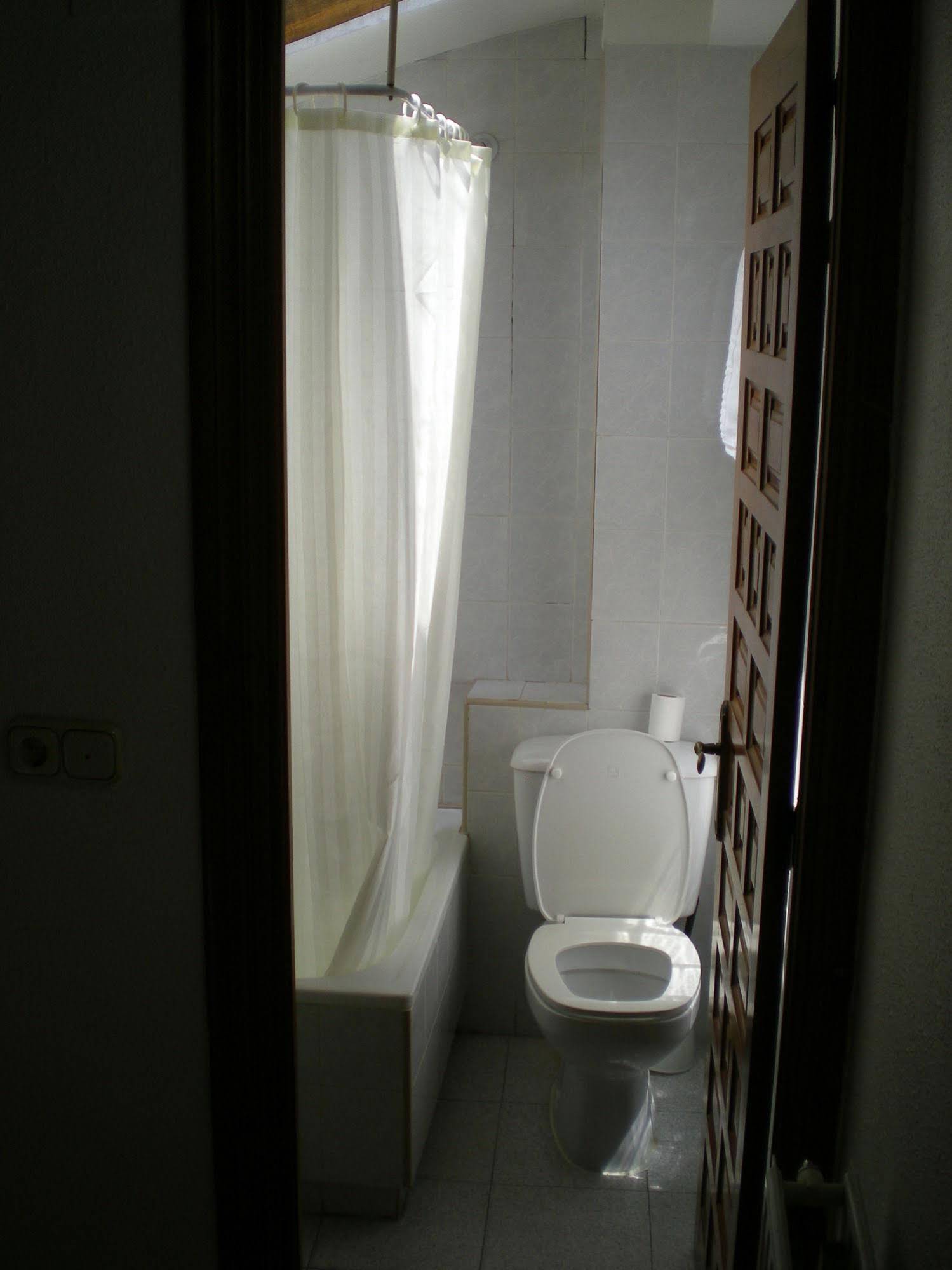 Hotel Puerta Romeros